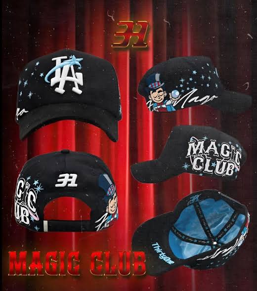 31 Hats / Mago Azul